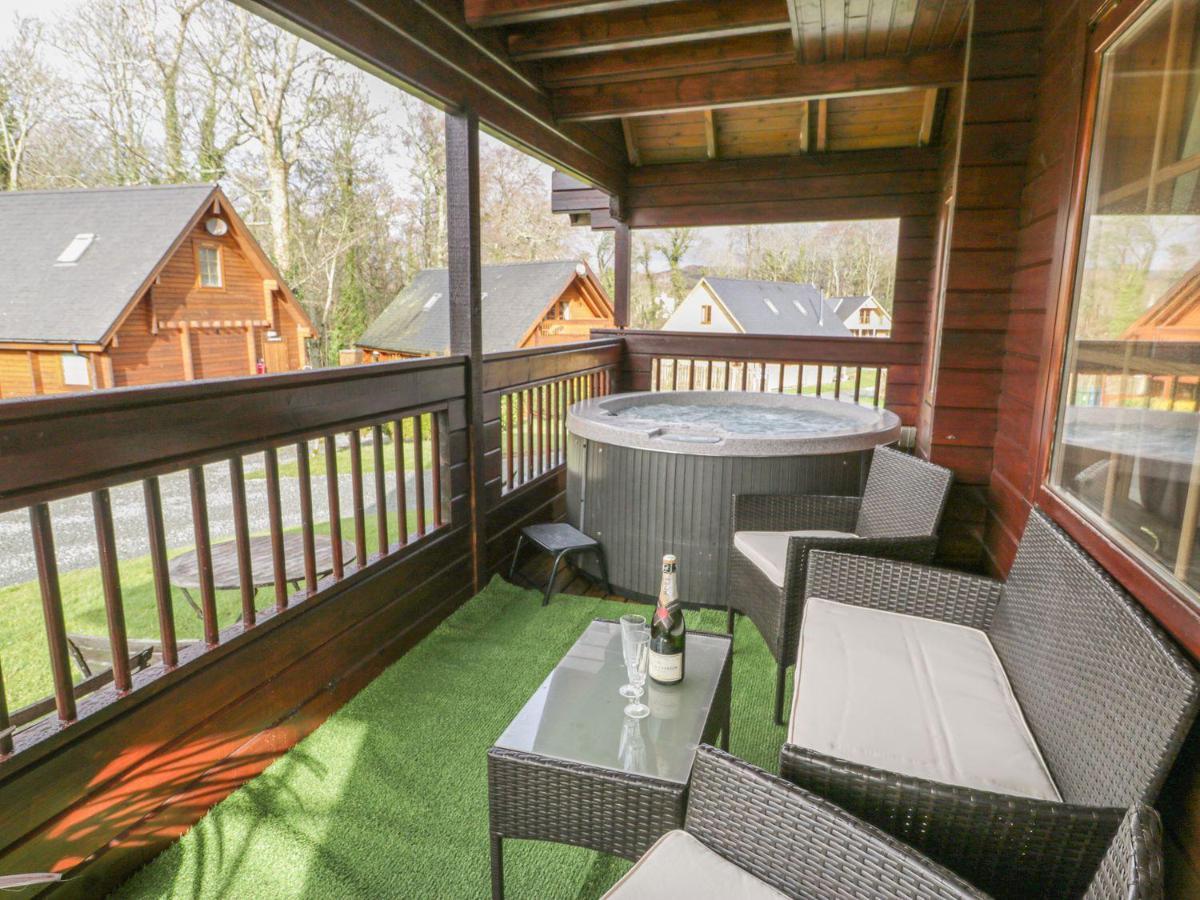 Sun View Lodge Llanbedr  Exterior photo