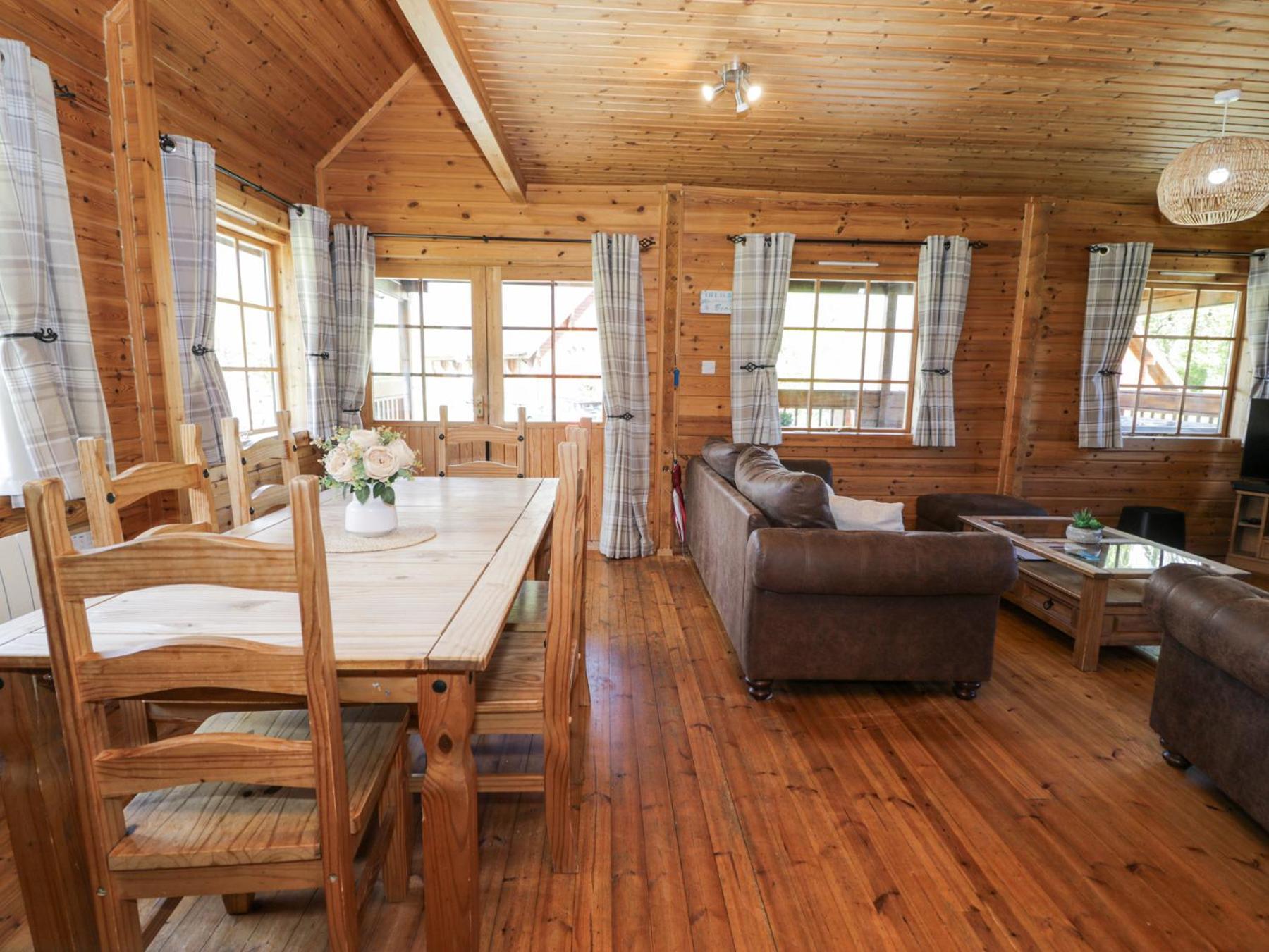 Sun View Lodge Llanbedr  Exterior photo